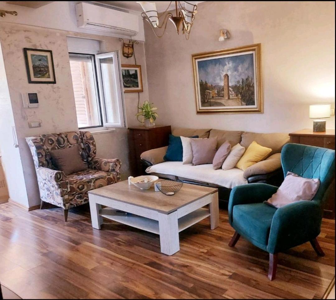 Hotel Apartman Sicilija Podgorica Esterno foto